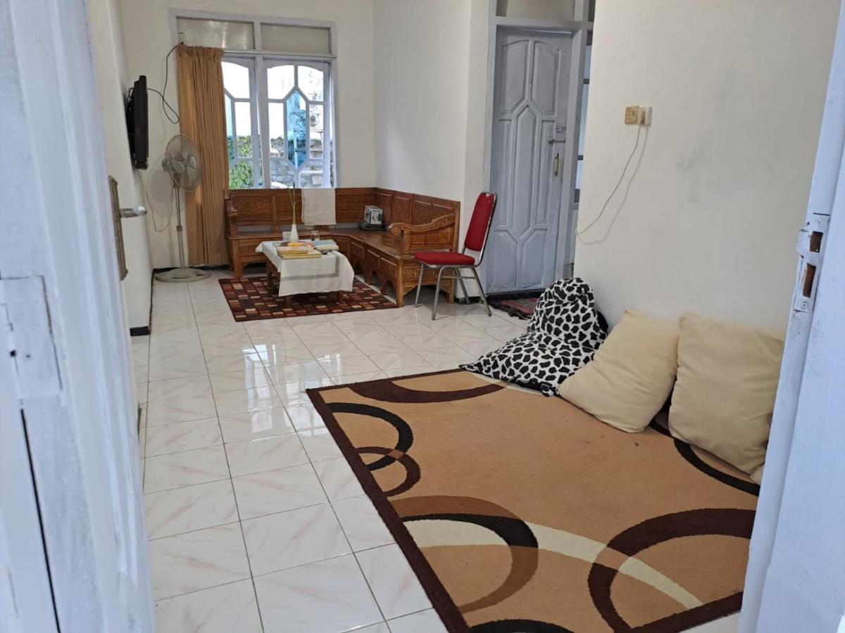 Indo Homestay Маланг Екстер'єр фото