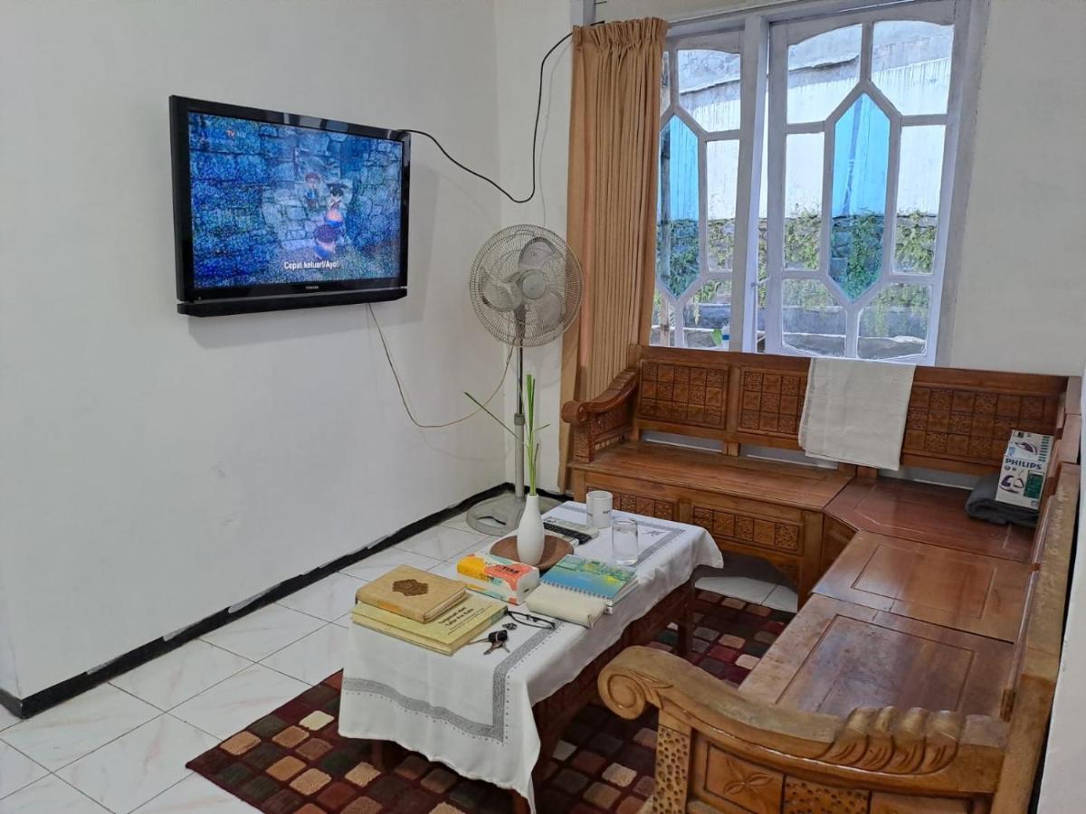 Indo Homestay Маланг Екстер'єр фото